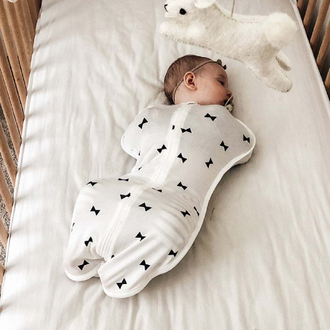 Organic Cotton Zipper Swaddle – Soft & Breathable Comfort